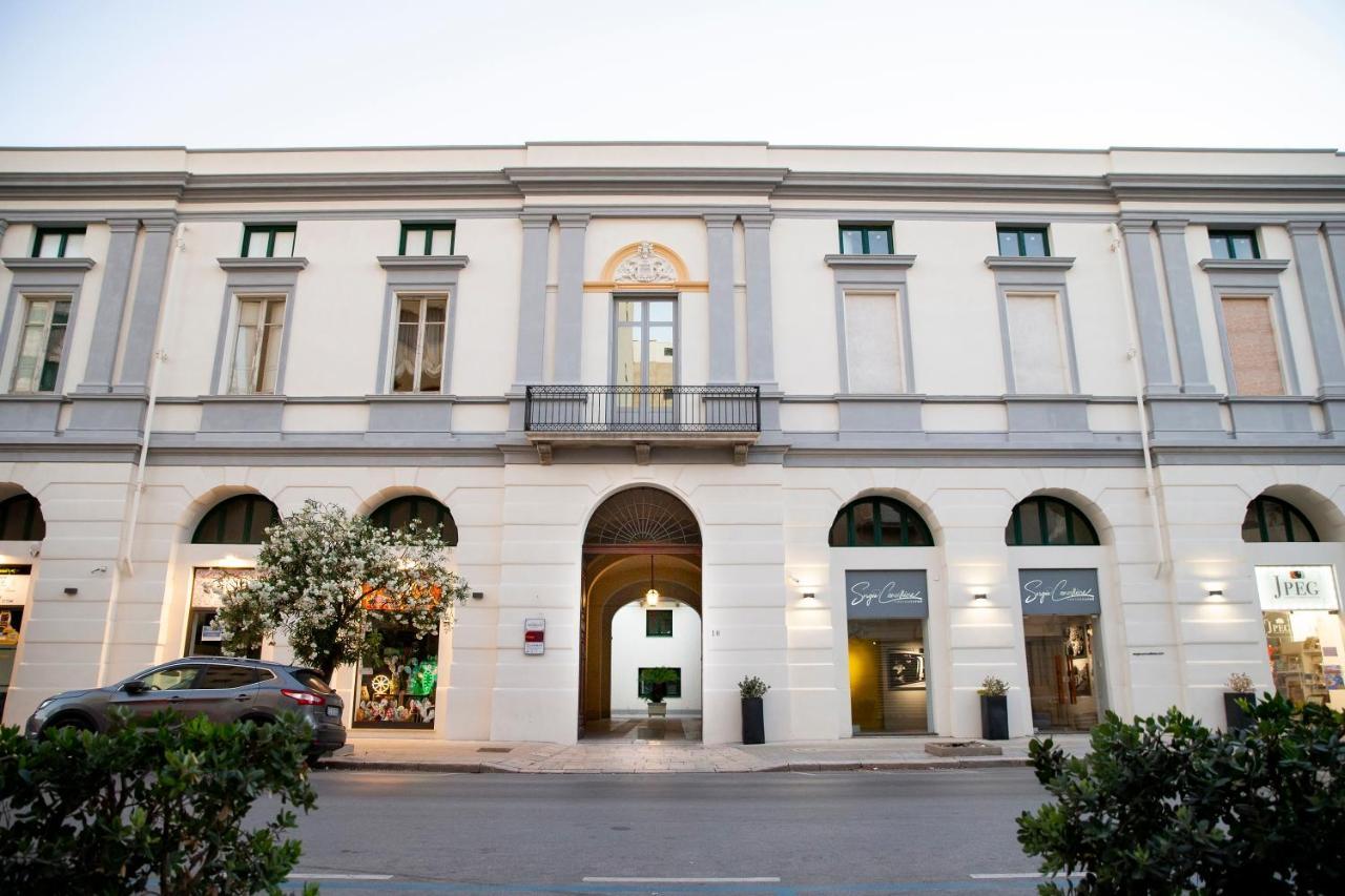 Historico Loft & Rooms Palazzo Adragna XIX Трапани Экстерьер фото