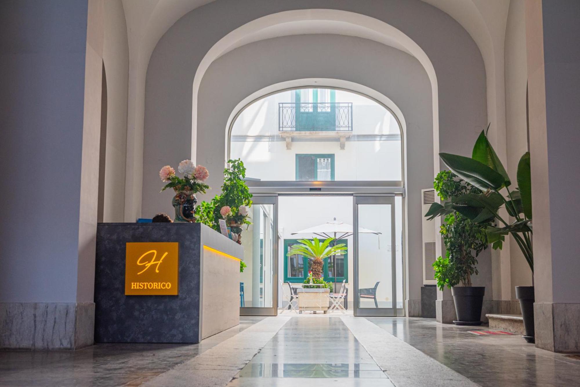 Historico Loft & Rooms Palazzo Adragna XIX Трапани Экстерьер фото