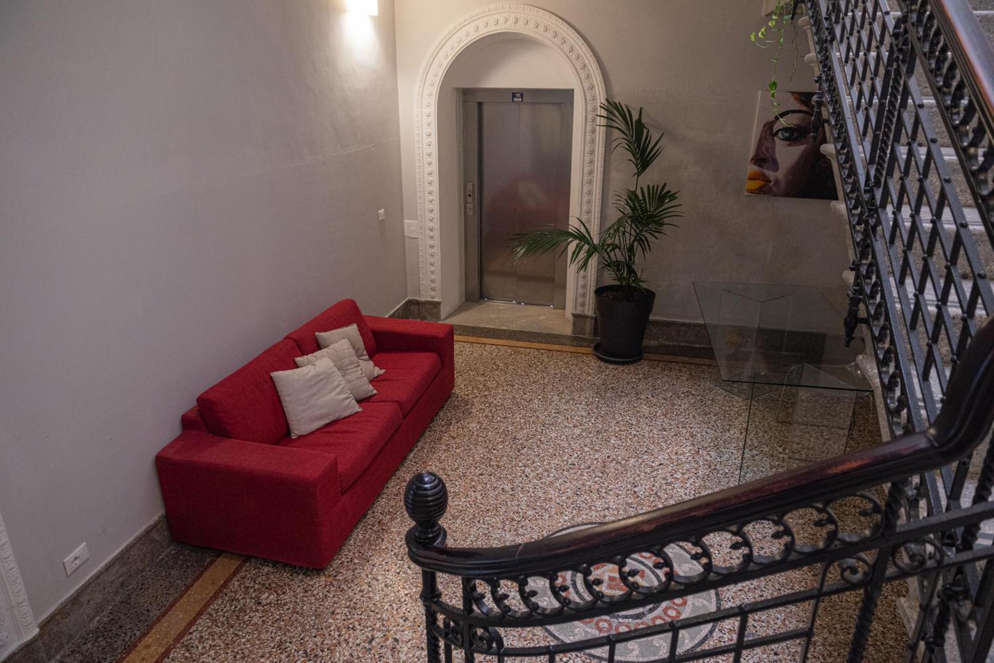 Historico Loft & Rooms Palazzo Adragna XIX Трапани Экстерьер фото