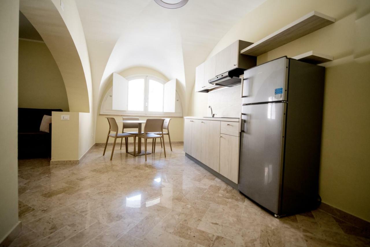 Historico Loft & Rooms Palazzo Adragna XIX Трапани Экстерьер фото